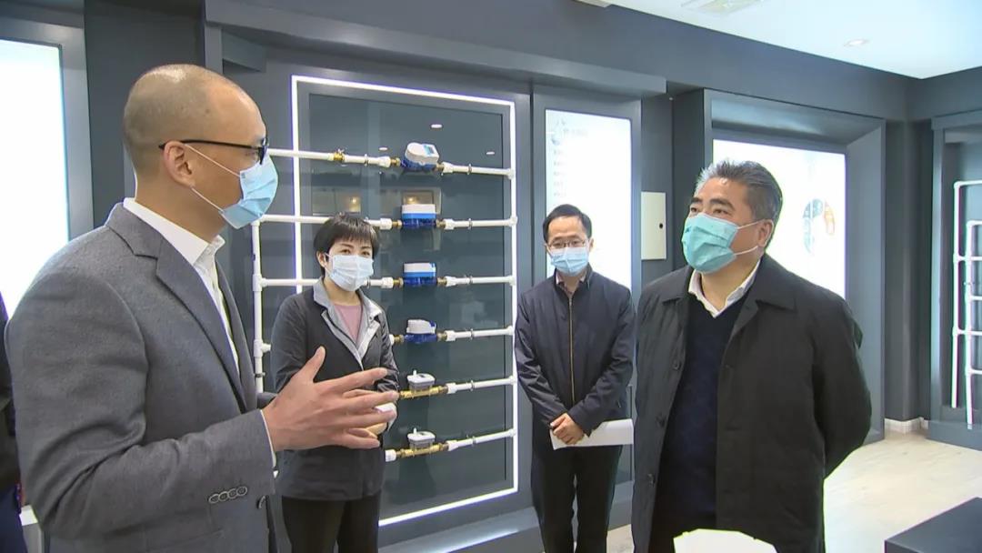 市委書記、市人大常委會主任項雪龍到騰越科技調研一季度生產經營情況 
